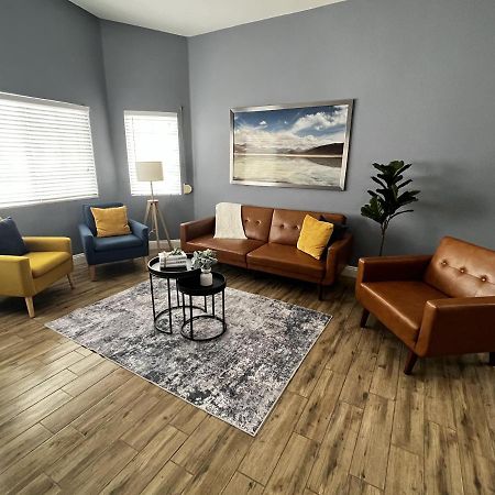 Vintage Residence Whit 3 Bedroom And Billard Table Лас-Вегас Экстерьер фото